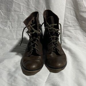 Seychelles Brown Leather Lace-Up Boots